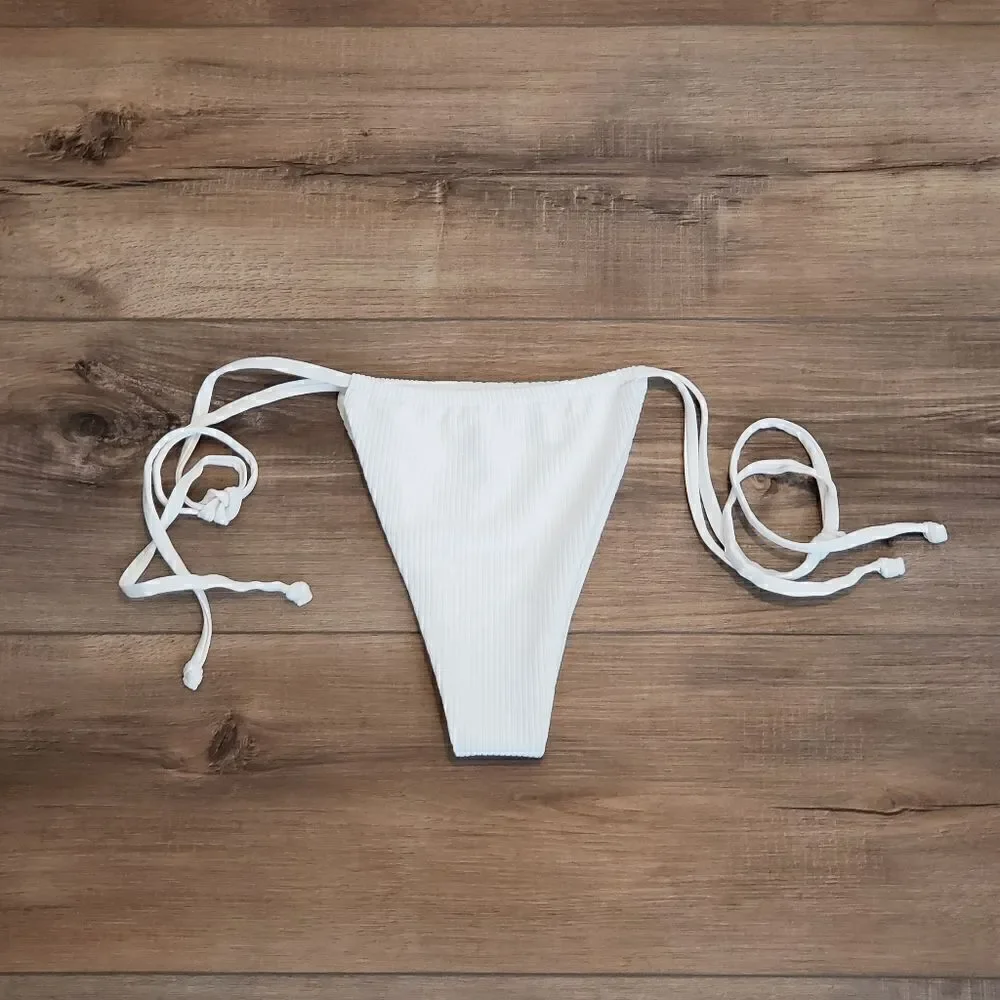 NWOT Frankie's Bikinis Tia Ribbed String Bikini Bottom In White Size Large